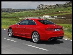 Czerwone, Audi RS5